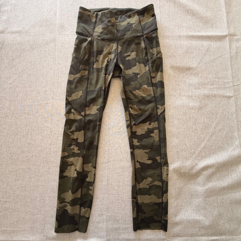 Lululemon Fast and Free High-Rise Tight Camo Green Pockets Size 4 Modified Hem